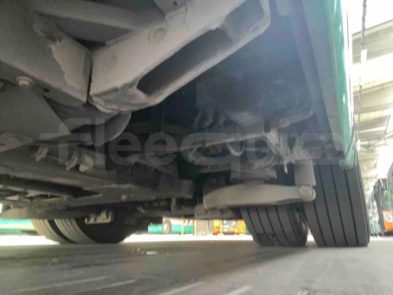 Iveco Citelis - front shock absorbers left