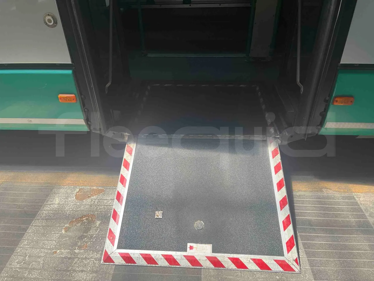 Iveco Citelis - platform open photo