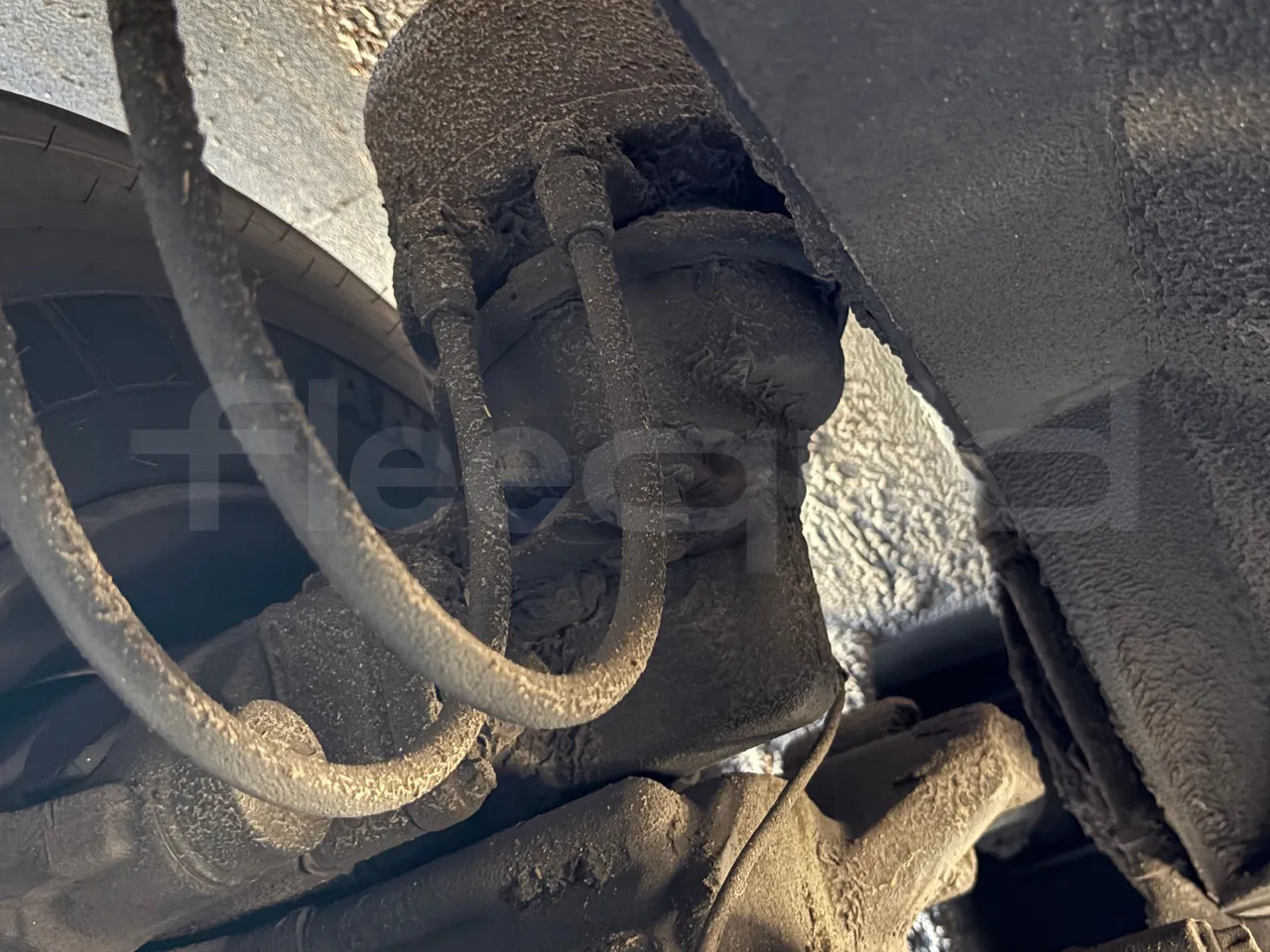 Solaris Urbino - Second Axle Caliper Brakes Left Side