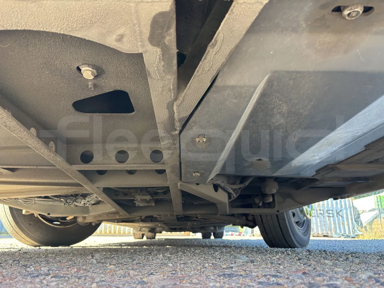 Solaris Urbino - Front Undercarriage