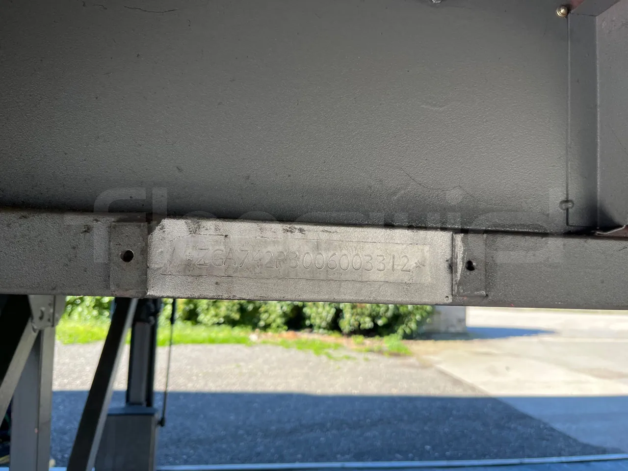 Irisbus 389E 12.35 - Euro3 - 259kW - 12mt - chassis VIN photo