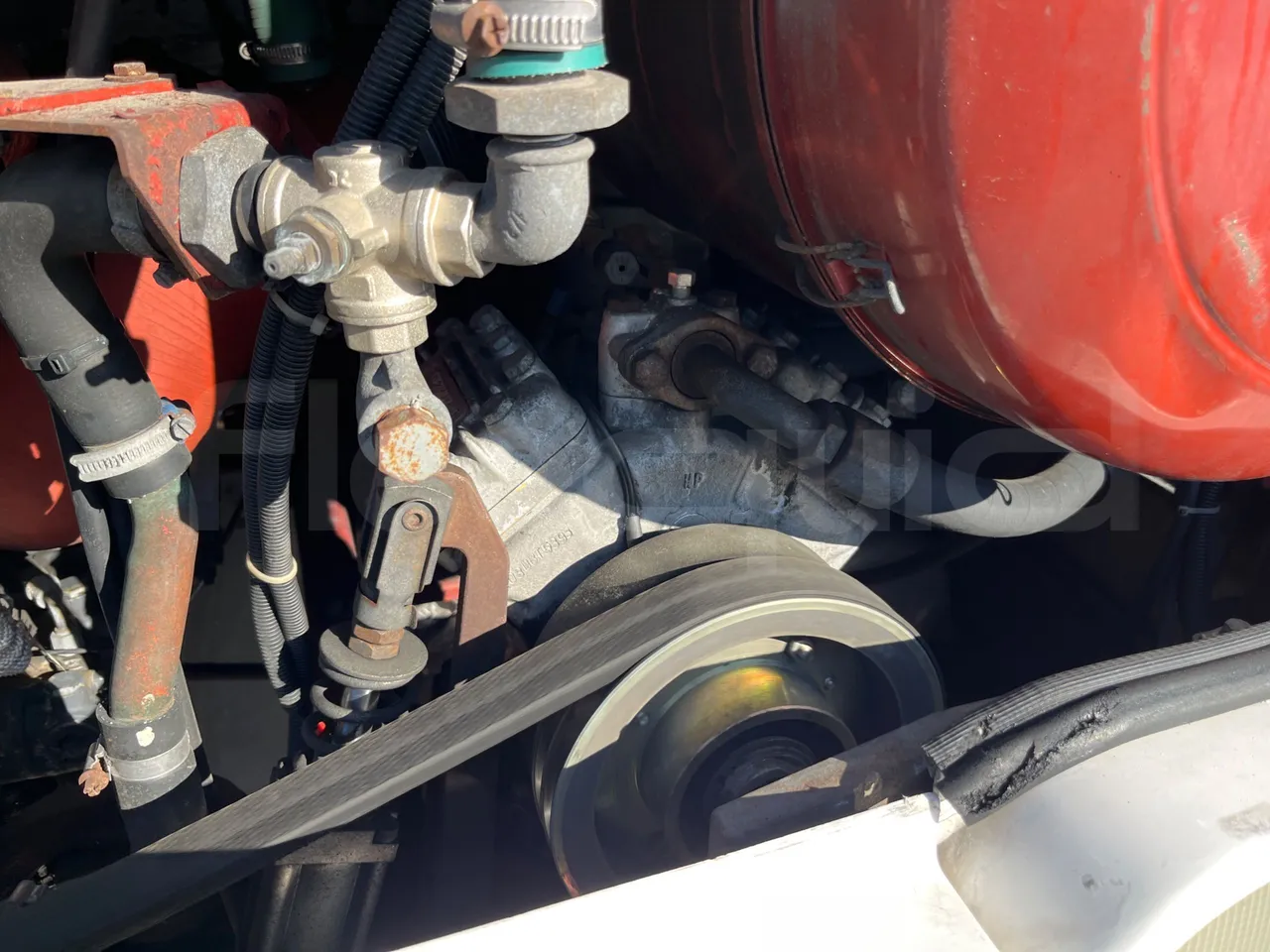 Irisbus 389E 12.35 - Euro3 - 259kW - 12mt - air conditioning compressor