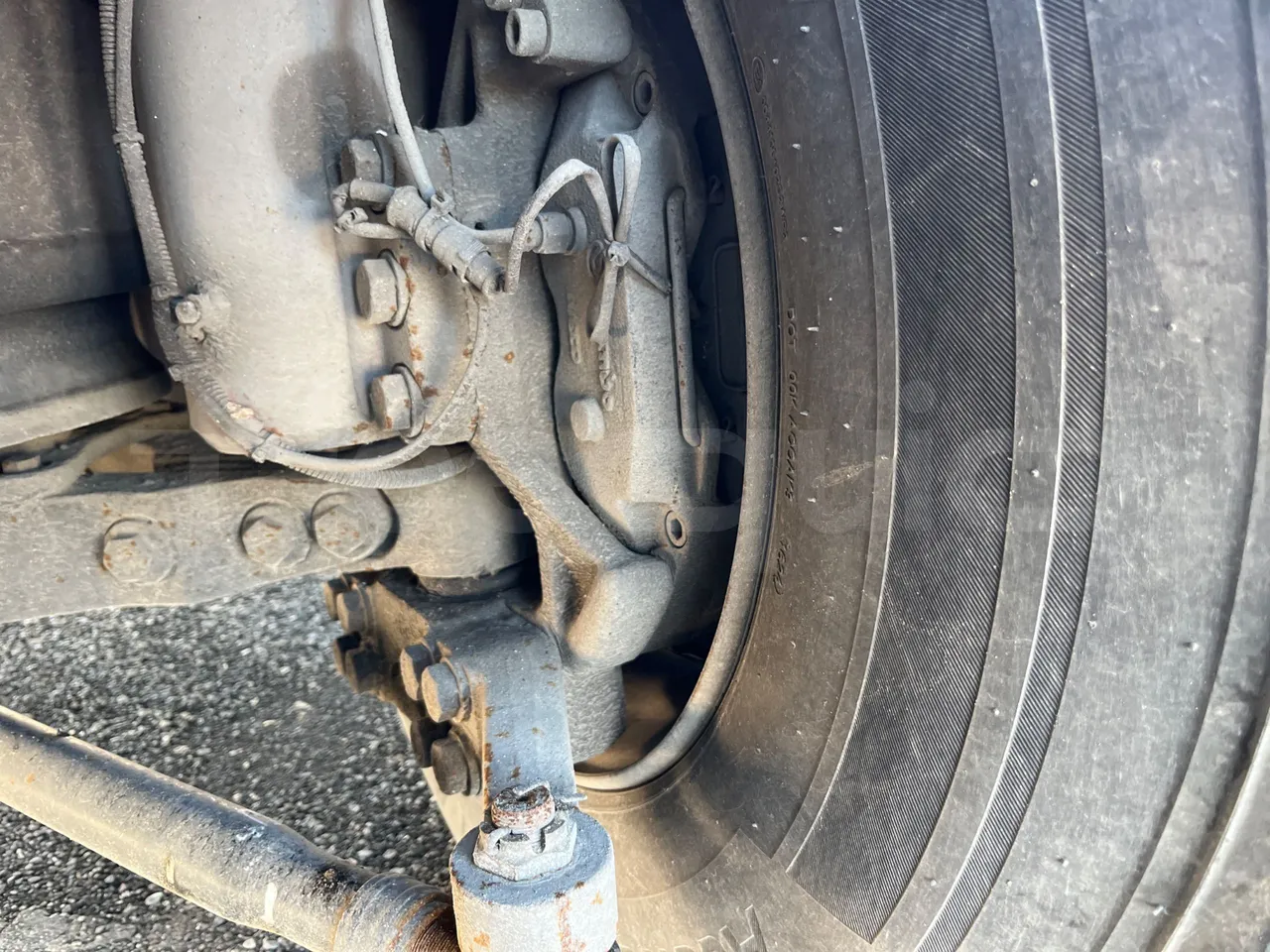 Irisbus 389E 12.35 - Euro3 - 259kW - 12mt - front brake calipers left