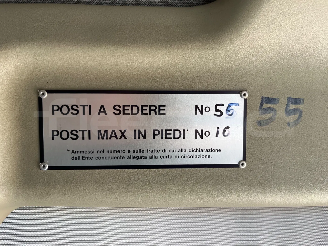 Irisbus 389E 12.35 - Euro3 - 259kW - 12mt - seat plate photo