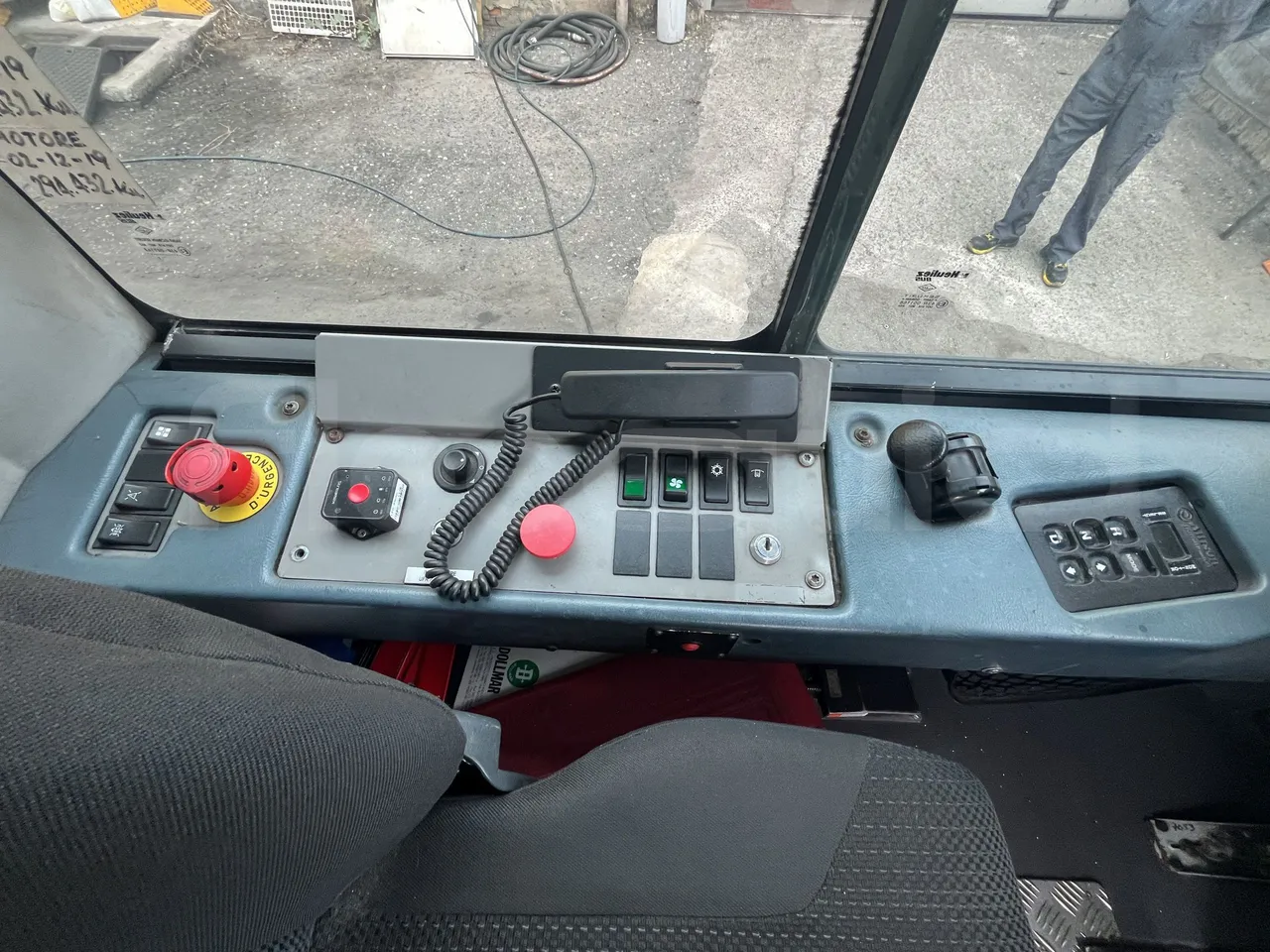 Iveco Heuliez Gx117 - Onboard Device 1