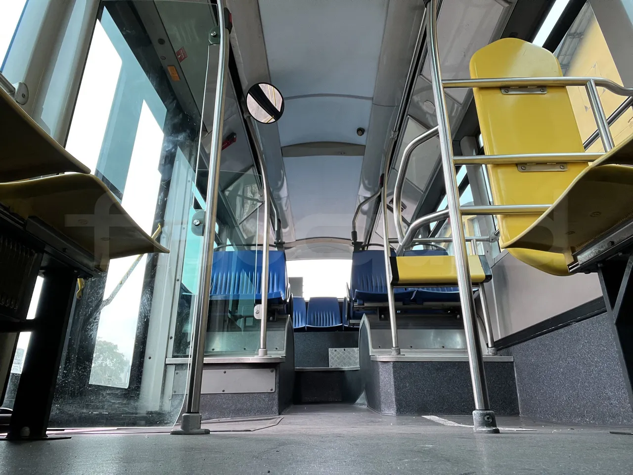 Iveco Heuliez Gx117 - Seats Bracket