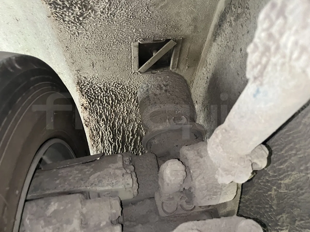 Iveco Heuliez Gx117 - Second Axle Caliper Brakes Right Side