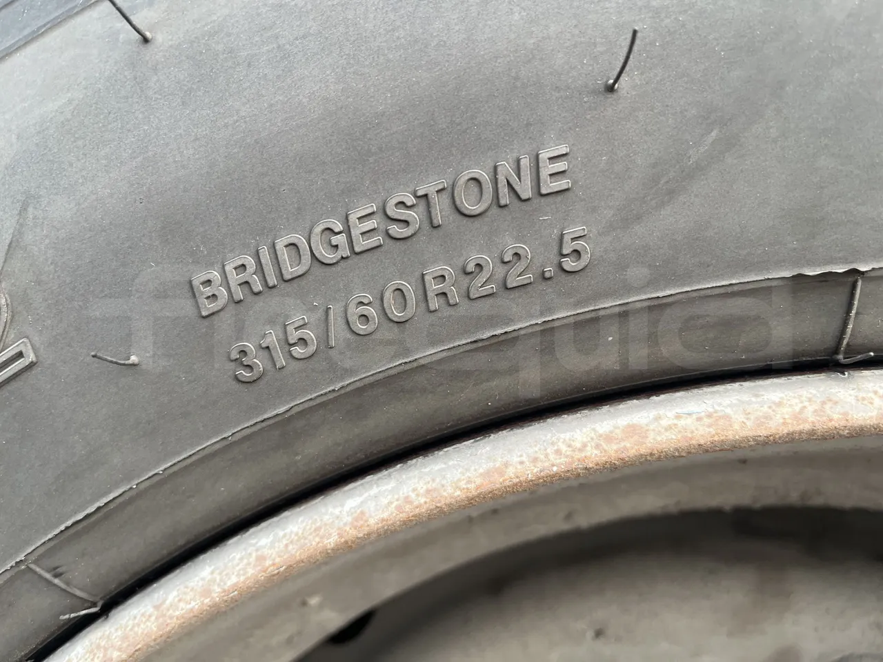 Iveco Heuliez Gx117 - Second Axle Left Side: Tyre Size
