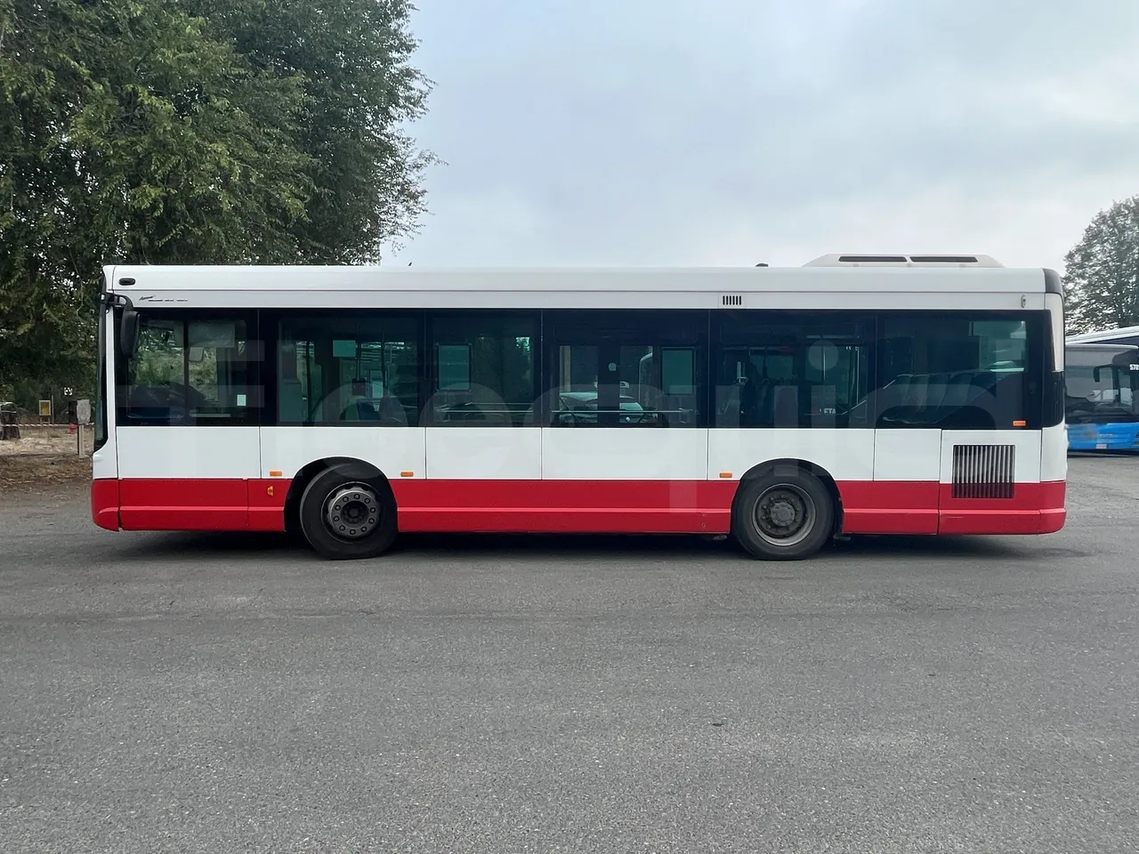 Iveco Heuliez Gx117 - Left Side