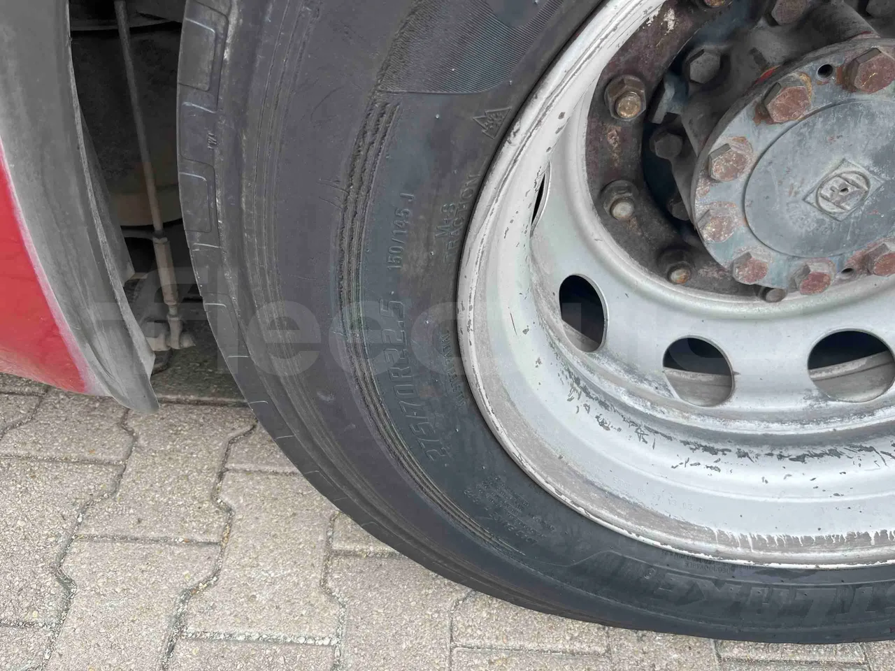 Iveco Citelis - First Axle Left Side: Tyre Size