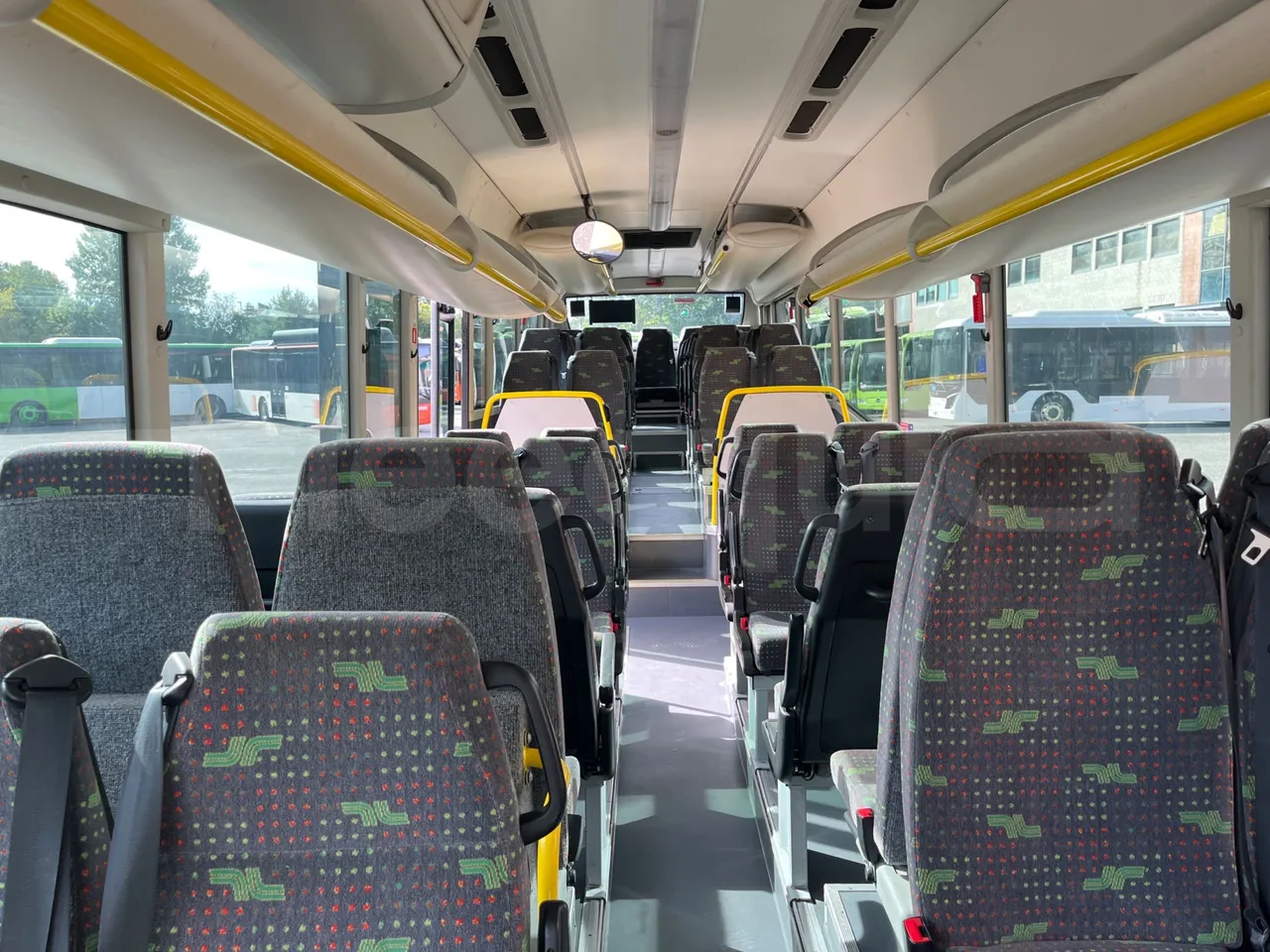 Iveco Crossway Low Entry CBLE4/00 - EUR6 - 265kW - 12.150m - reverse view middle aisle