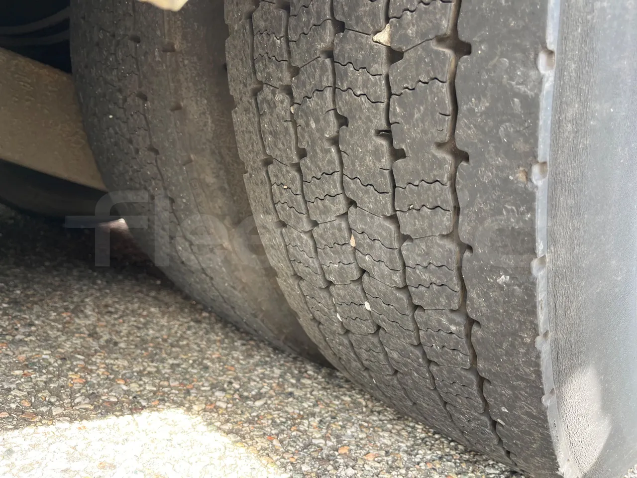 Iveco Crossway Low Entry CBLE4/00 - EUR6 - 265kW - 12.150m - tread condition front tires left