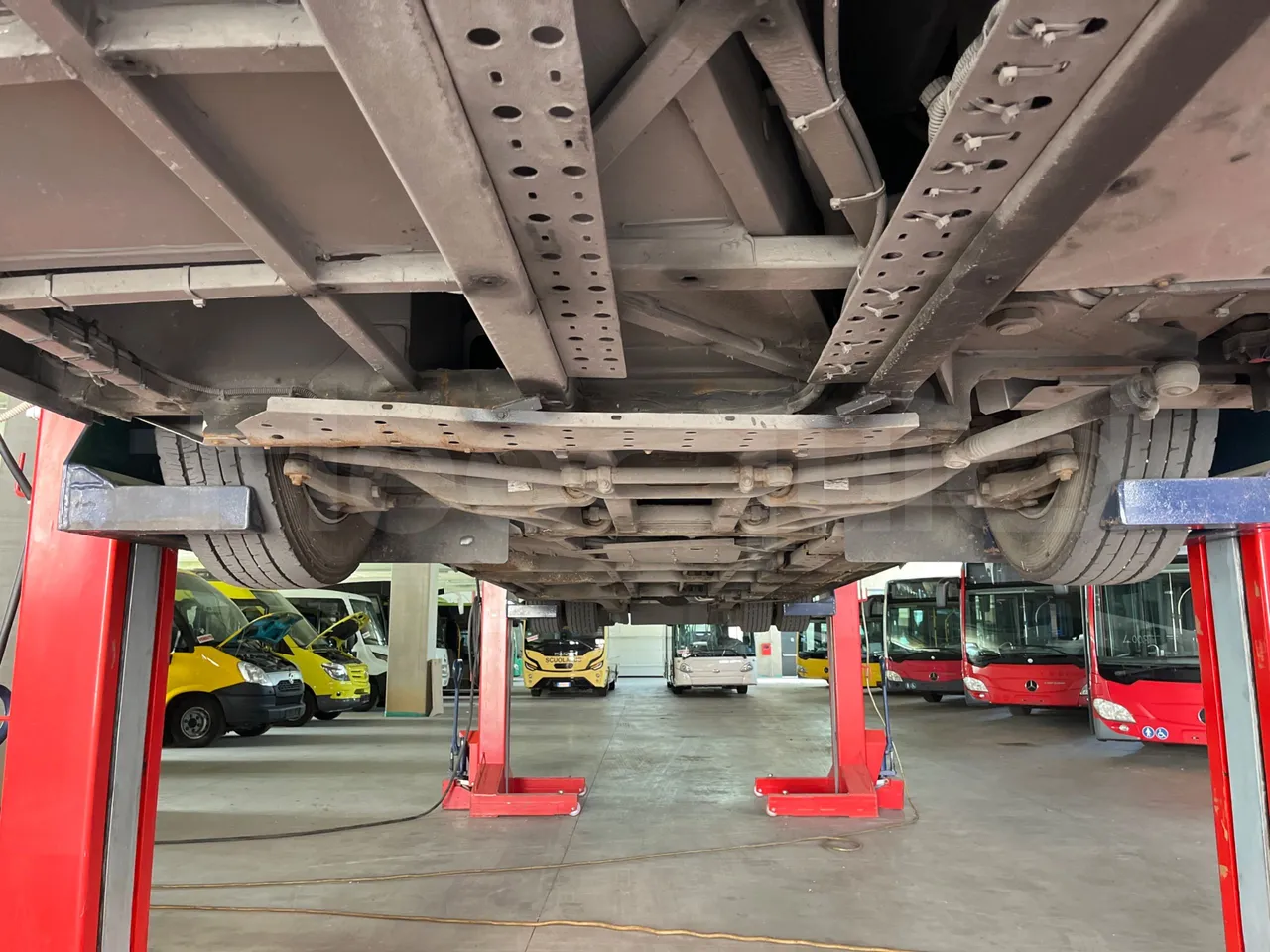 Iveco Crossway Low Entry CBLE4/00 - EUR6 - 265kW - 12.150m - front axle central