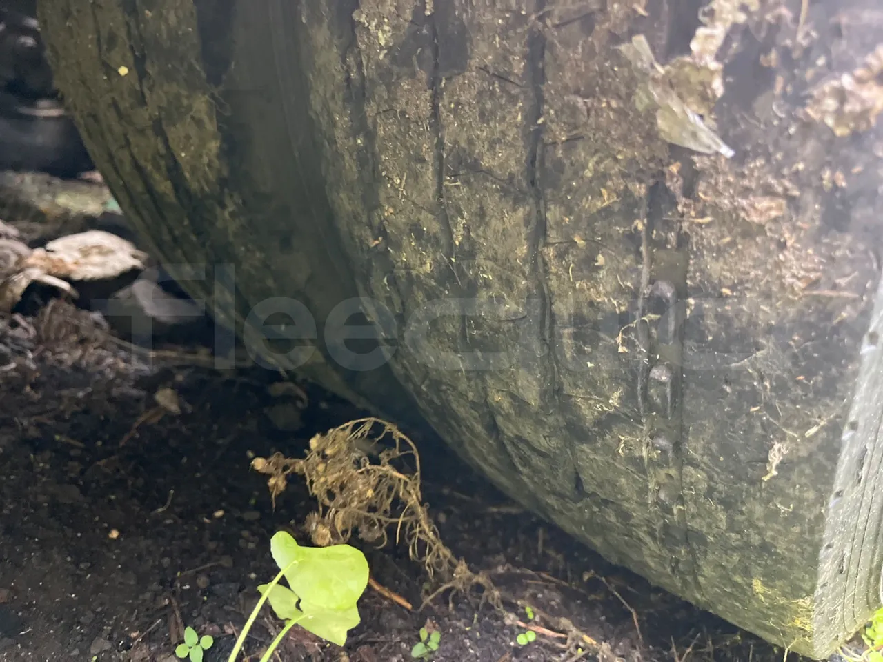 Iveco 110/120 E4 - Euro5 - 160kW - 5.770mt - tread condition front tires left