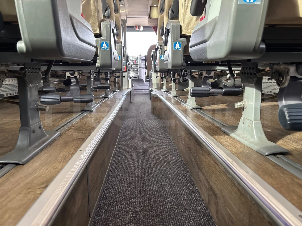 Van Hool Astromega TDX27 - EUR6 - 375kW - 14.105m - seat brackets photo