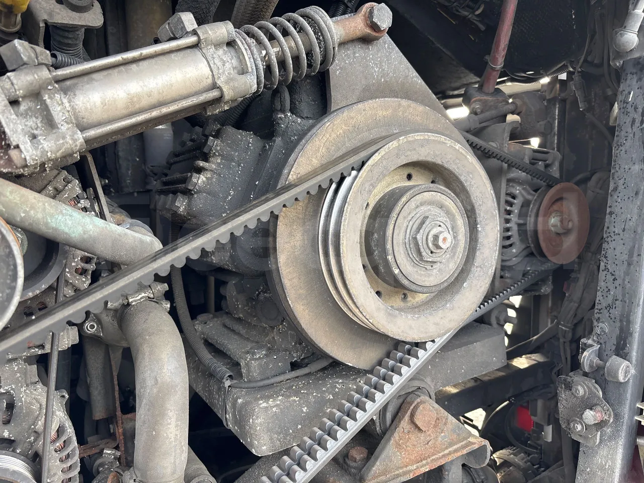 Van Hool Astromega TDX27 - EUR6 - 375kW - 14.105m - air conditioning compressor