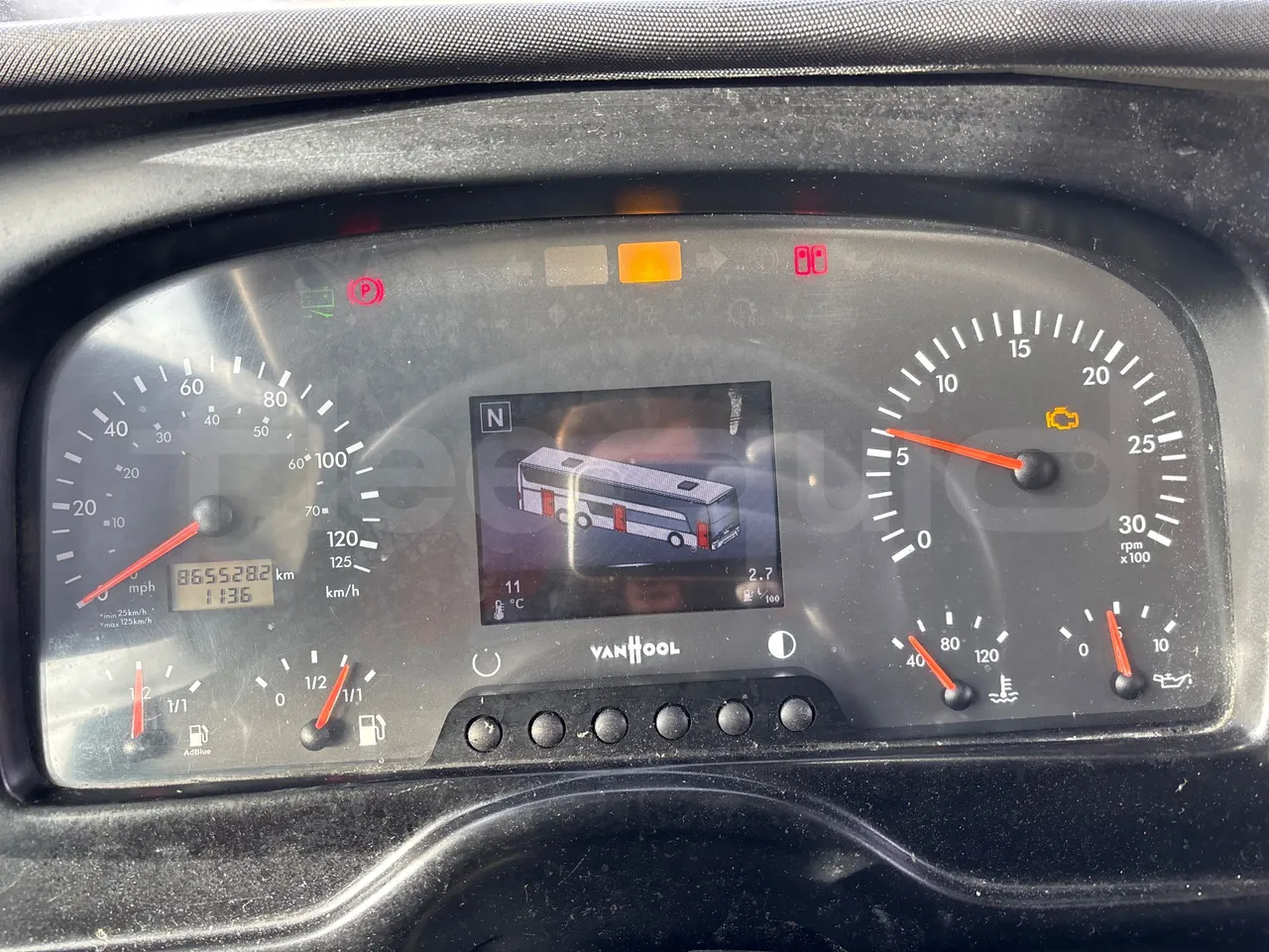 Van Hool Astromega TDX27 - EUR6 - 375kW - 14.105m - dashboard lights on