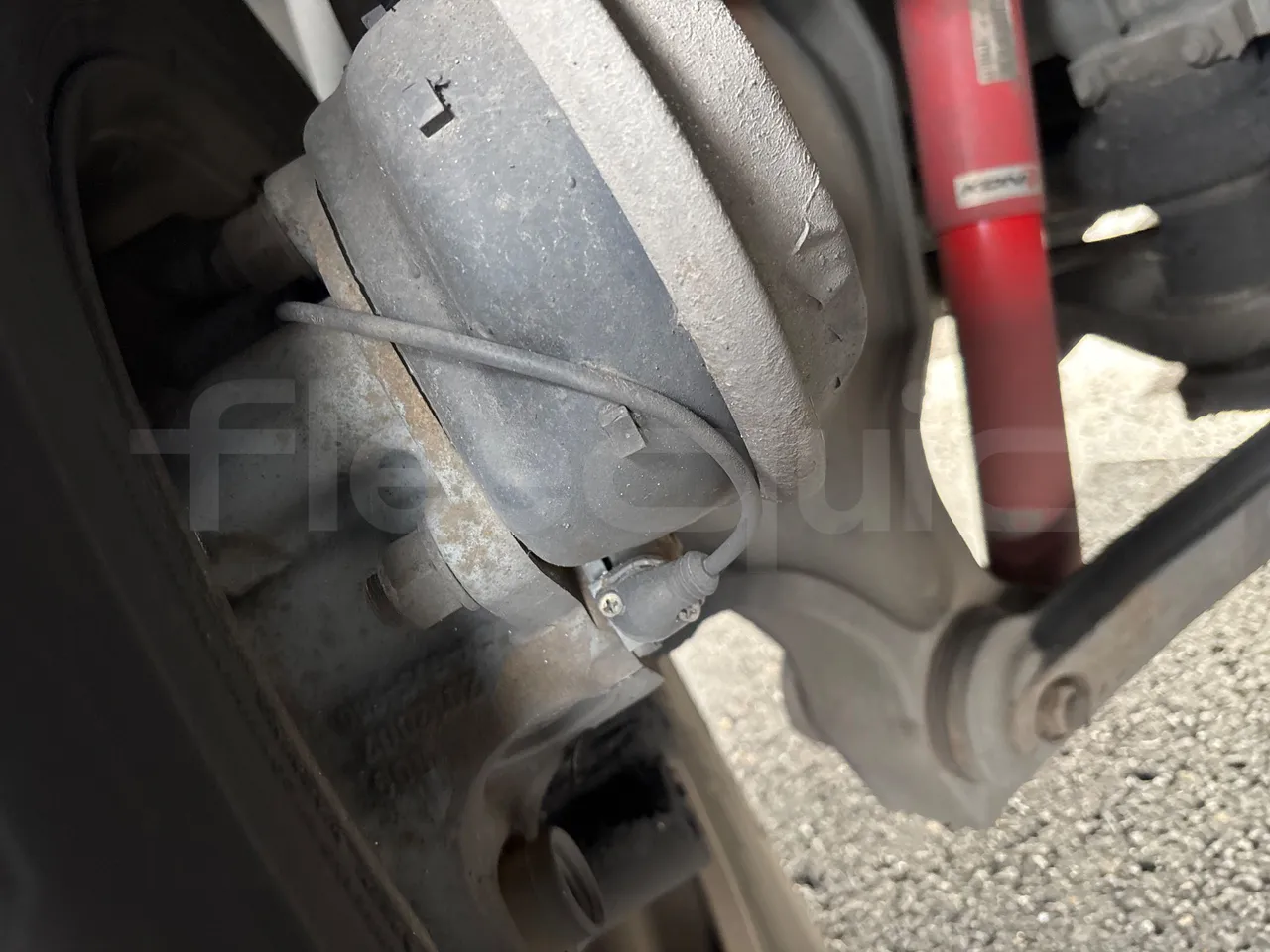 Van Hool Astromega TDX27 - EUR6 - 375kW - 14.105m - front brake calipers right