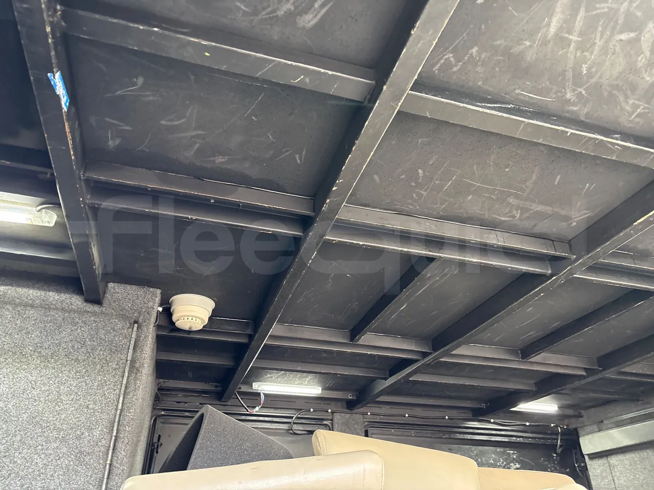 Van Hool Astromega TDX27 - EUR6 - 375kW - 14.105m - internal frame rust check