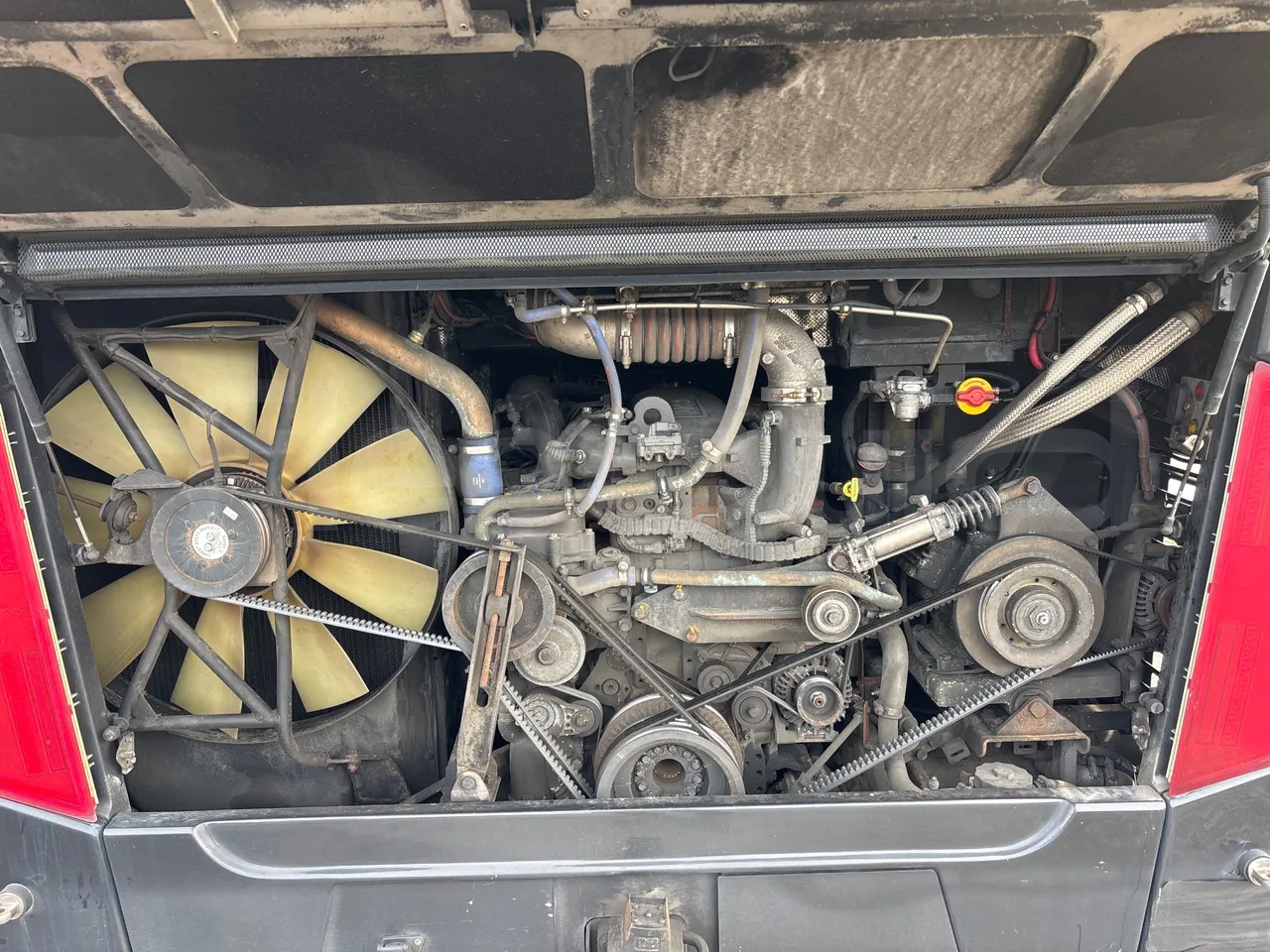 Van Hool Astromega TDX27 - EUR6 - 375kW - 14.105m - rear hatch open