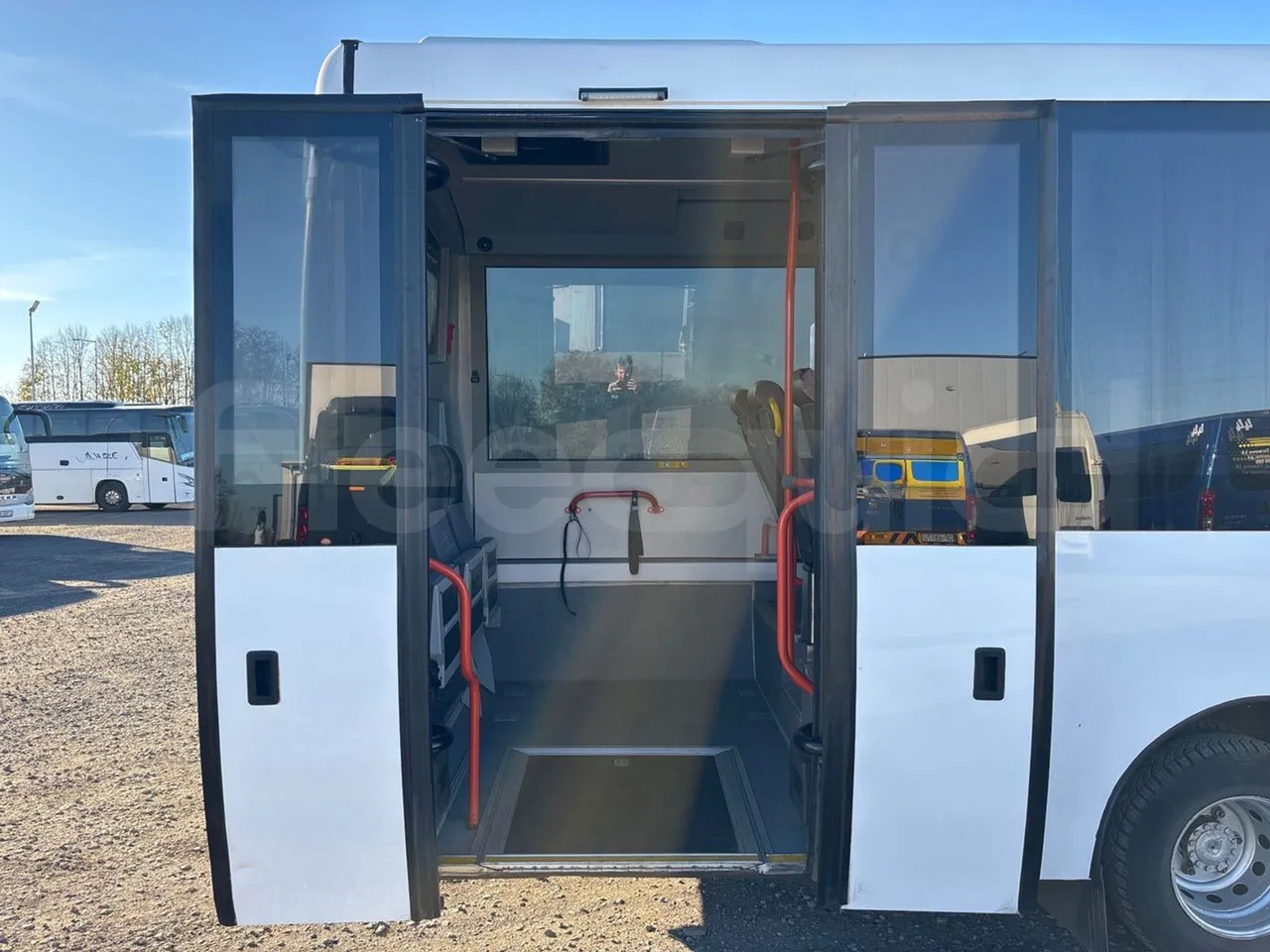 Iveco Kapena THESI -EURO5 -125.00 kW-8,65m - front door 2 open