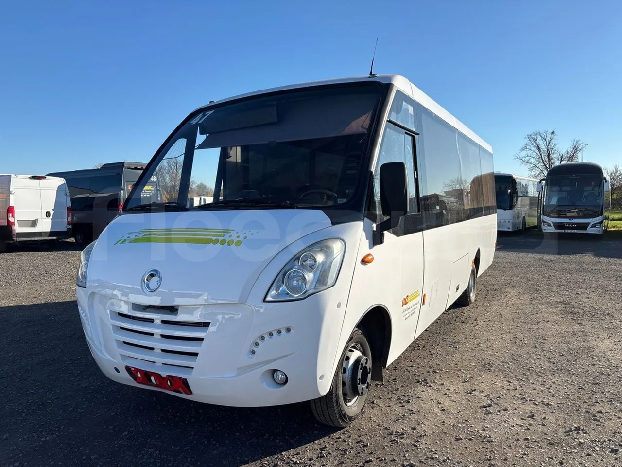Iveco Kapena THESI -EURO5 -125.00 kW-8,65m - 3/4 front left