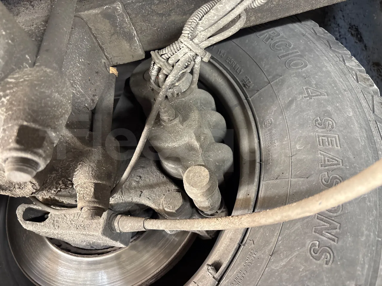 Iveco Kapena THESI -EURO5 -125.00 kW-8,65m - axle 2 caliper brakes left