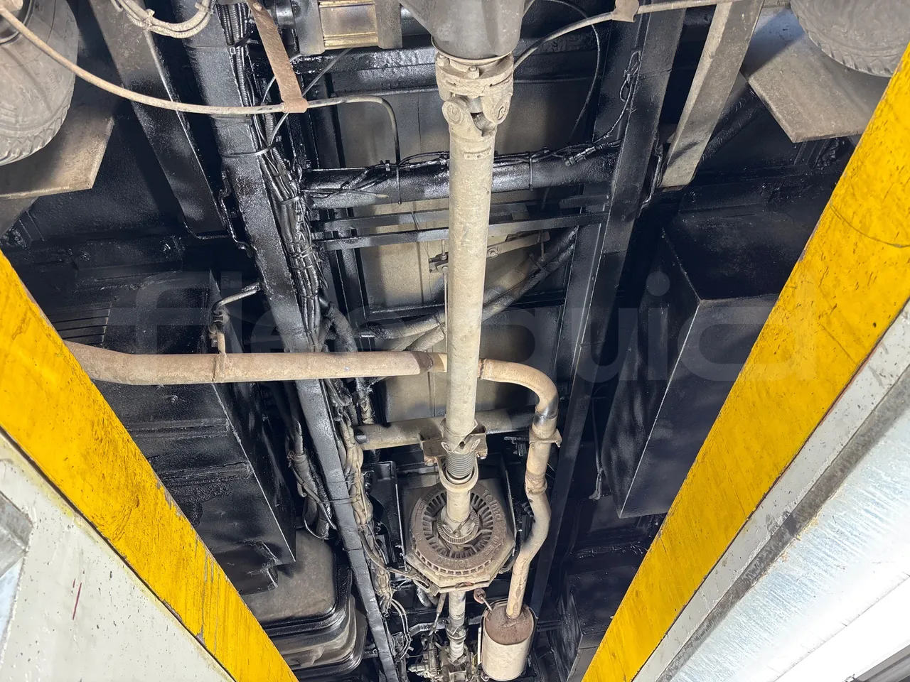 Iveco Kapena THESI -EURO5 -125.00 kW-8,65m - driveshaft photo