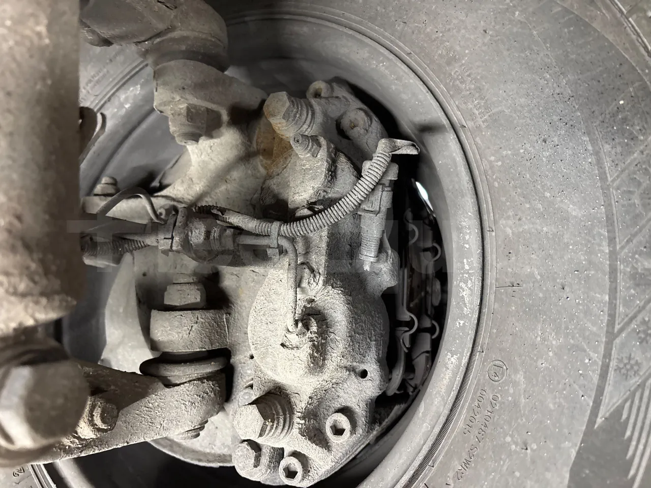 Iveco Kapena THESI -EURO5 -125.00 kW-8,65m - front brake calipers right