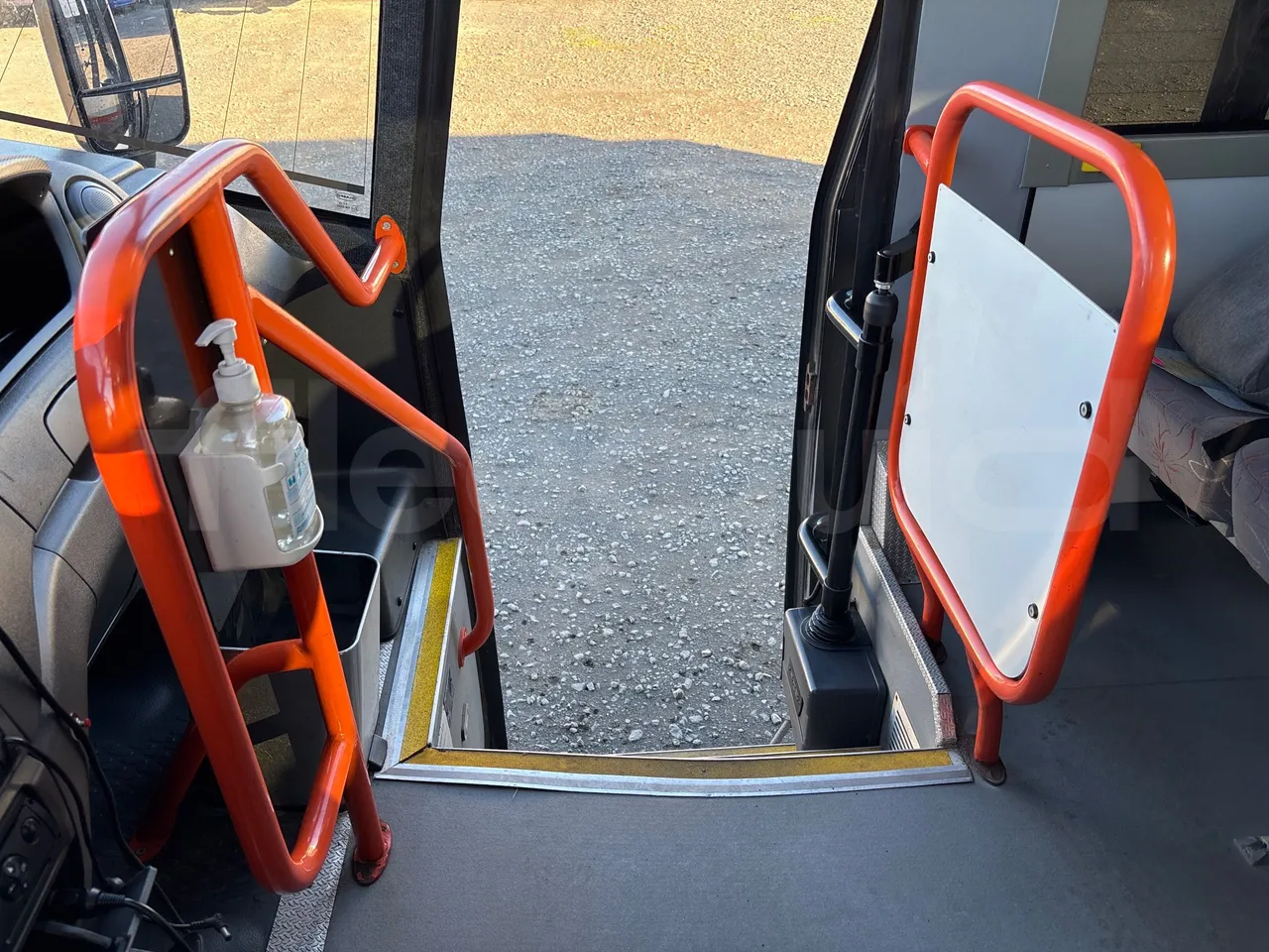 Iveco Kapena THESI -EURO5 -125.00 kW-8,65m - handrails photo