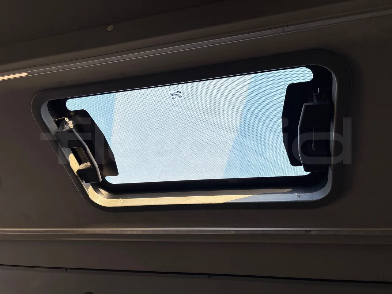 Iveco Kapena THESI -EURO5 -125.00 kW-8,65m - roof hatch 1