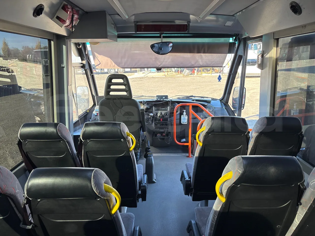 Iveco Kapena THESI -EURO5 -125.00 kW-8,65m - forward view middle aisle