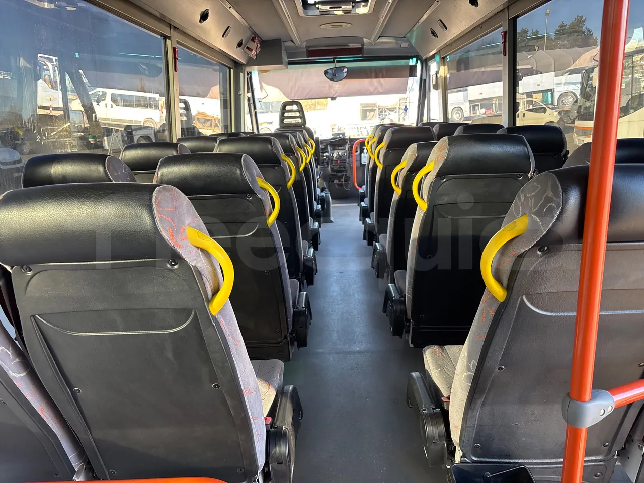 Iveco Kapena THESI -EURO5 -125.00 kW-8,65m - forward view all seats last row height