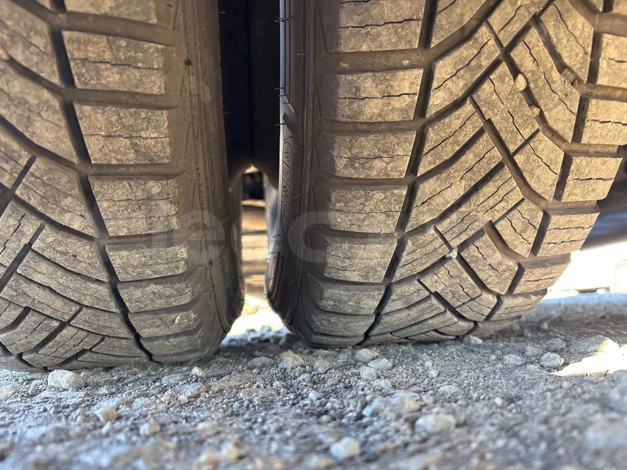 Iveco Kapena THESI -EURO5 -125.00 kW-8,65m - tread condition second axle tires left