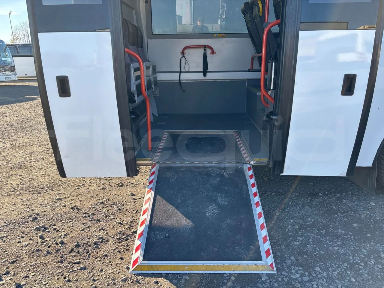 Iveco Kapena THESI -EURO5 -125.00 kW-8,65m - platform open photo