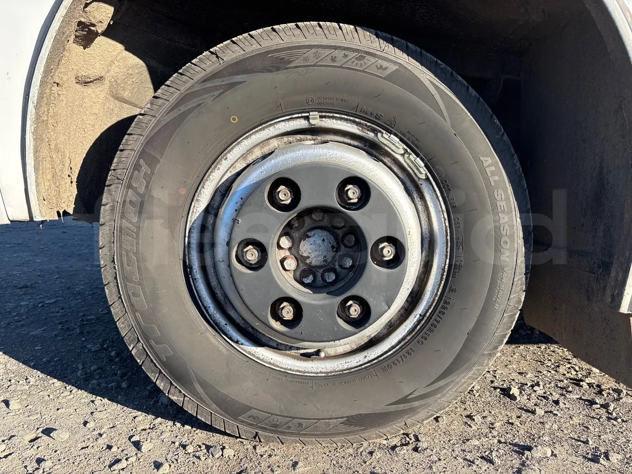 Iveco Kapena THESI -EURO5 -125.00 kW-8,65m - front left tire measurements