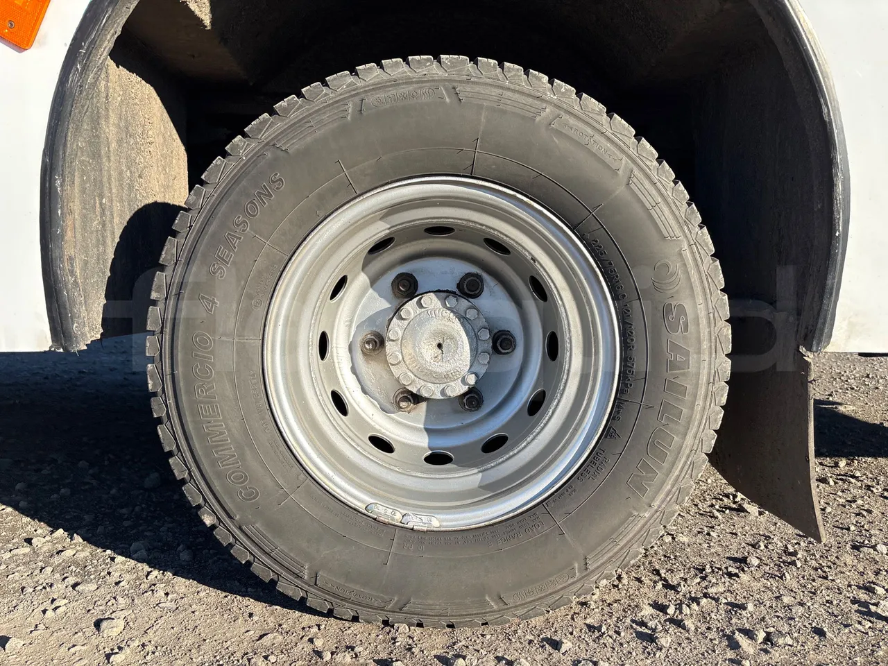 Iveco Kapena THESI -EURO5 -125.00 kW-8,65m - rear left tire photo