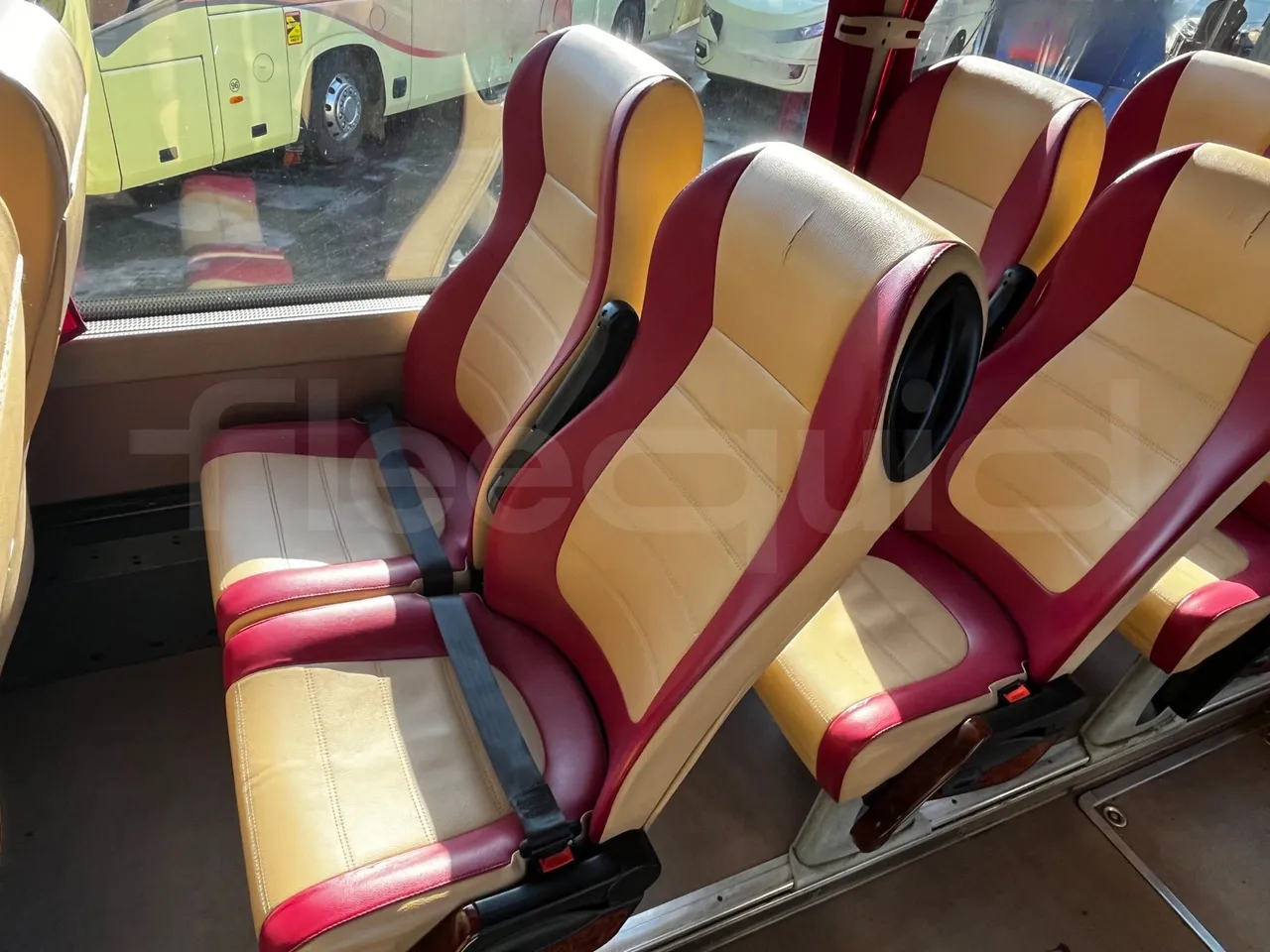 Iveco Magelys SFR210 - Euro5 - 331kW - 12.250mt - central seat safety belt