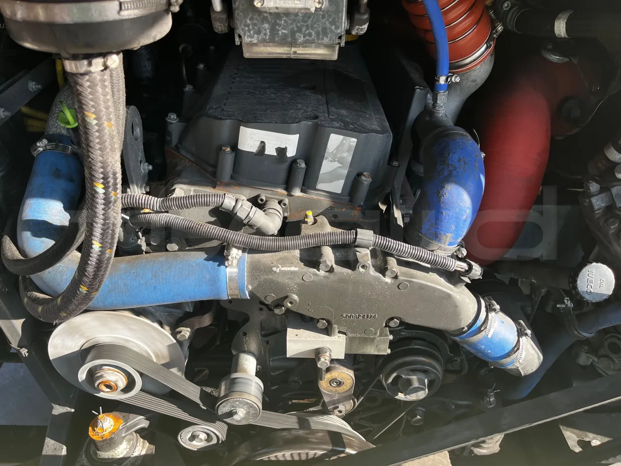 Iveco Magelys SFR210 - Euro5 - 331kW - 12.250mt - fire extinguishing system