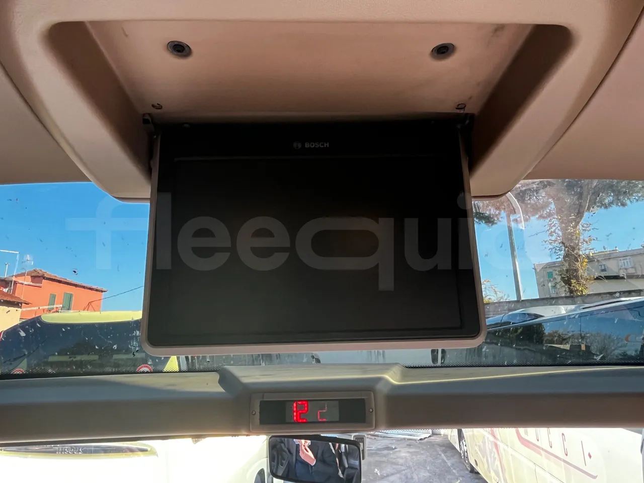 Iveco Magelys SFR210 - Euro5 - 331kW - 12.250mt - monitor detail photo