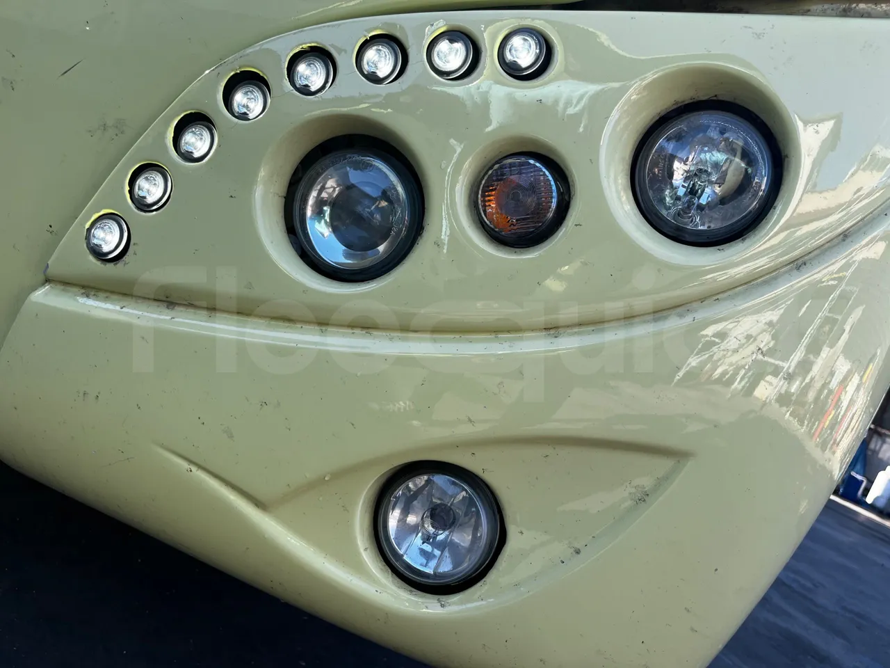 Iveco Magelys SFR210 - Euro5 - 331kW - 12.250mt - platform code photo