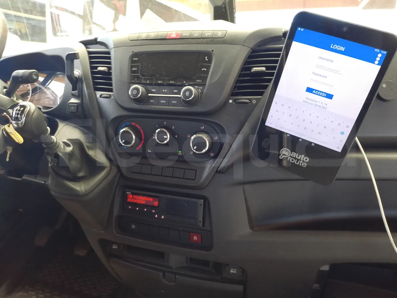 Iveco Indcar WGIVMY11 MOBI SCUOLABUS - EUR6 - 100Kw - 8,592m - onboard devices 1