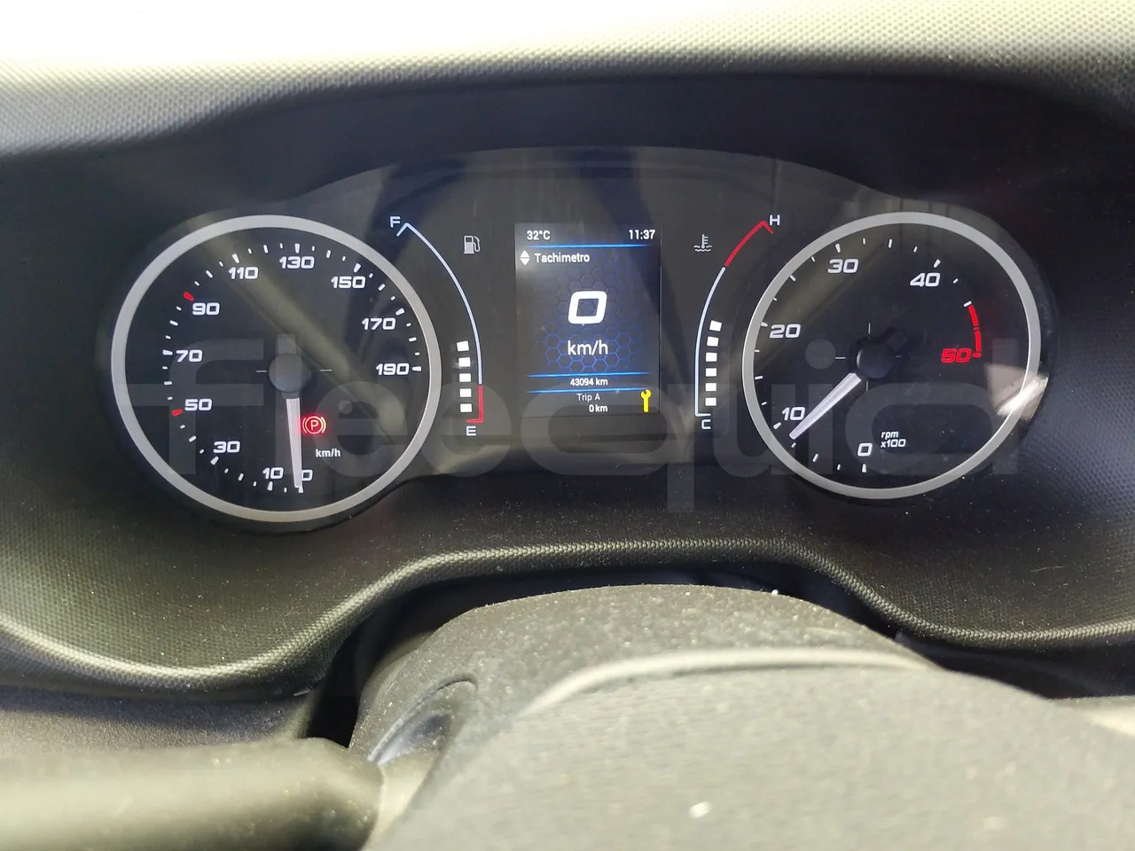 Iveco Indcar WGIVMY11 MOBI SCUOLABUS - EUR6 - 100Kw - 8,592m - dashboard lights on