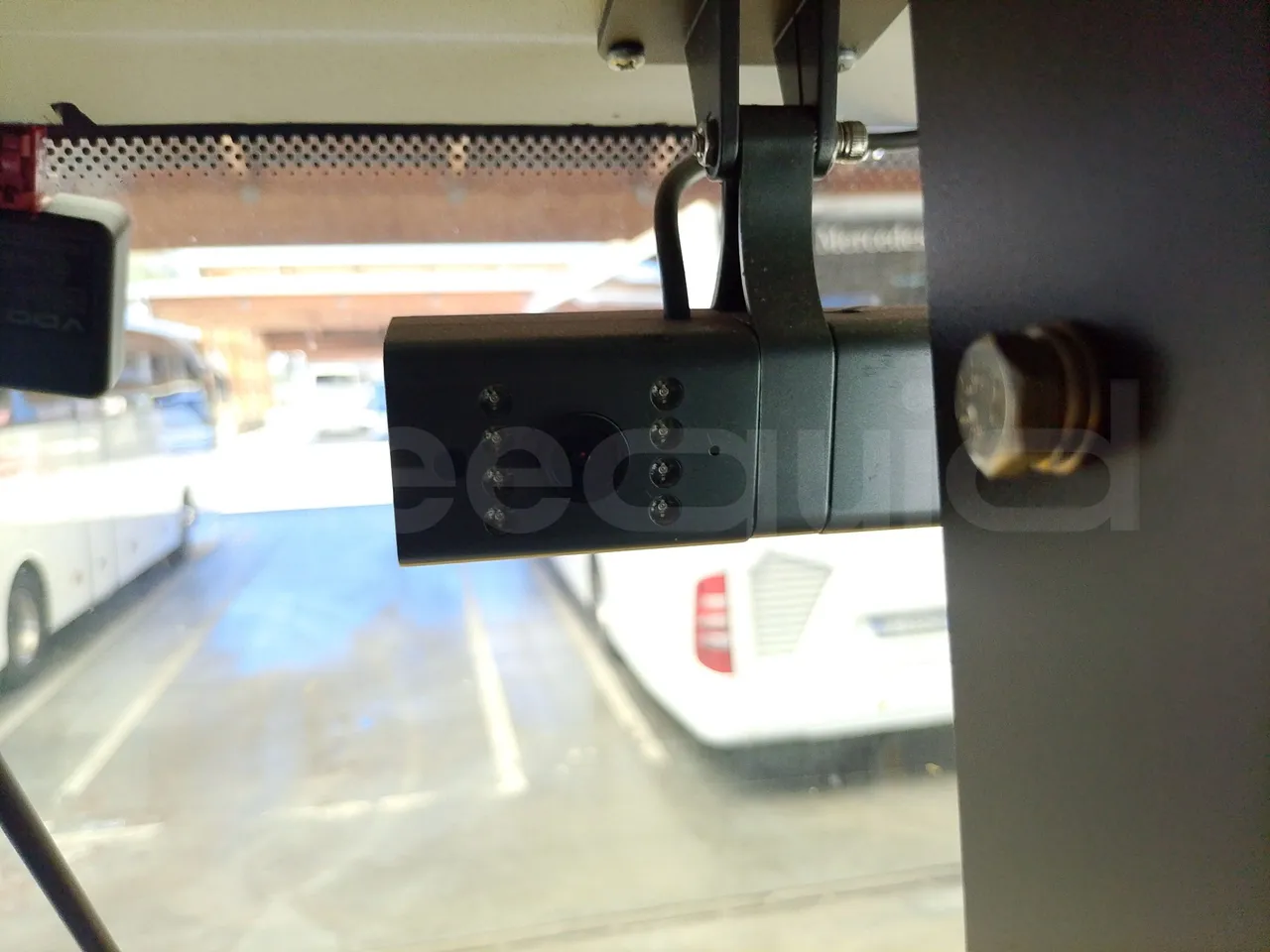 Iveco Indcar WGIVMY11 MOBI SCUOLABUS - EUR6 - 100Kw - 8,592m - monitor detail photo