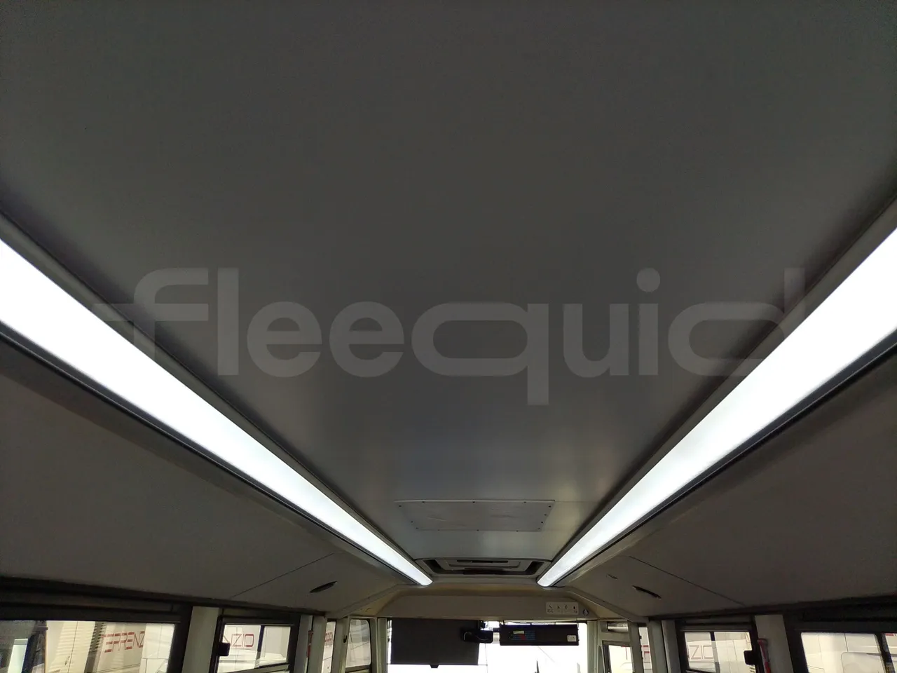 Iveco Indcar WGIVMY11 MOBI SCUOLABUS - EUR6 - 100Kw - 8,592m - overhead compartments photo