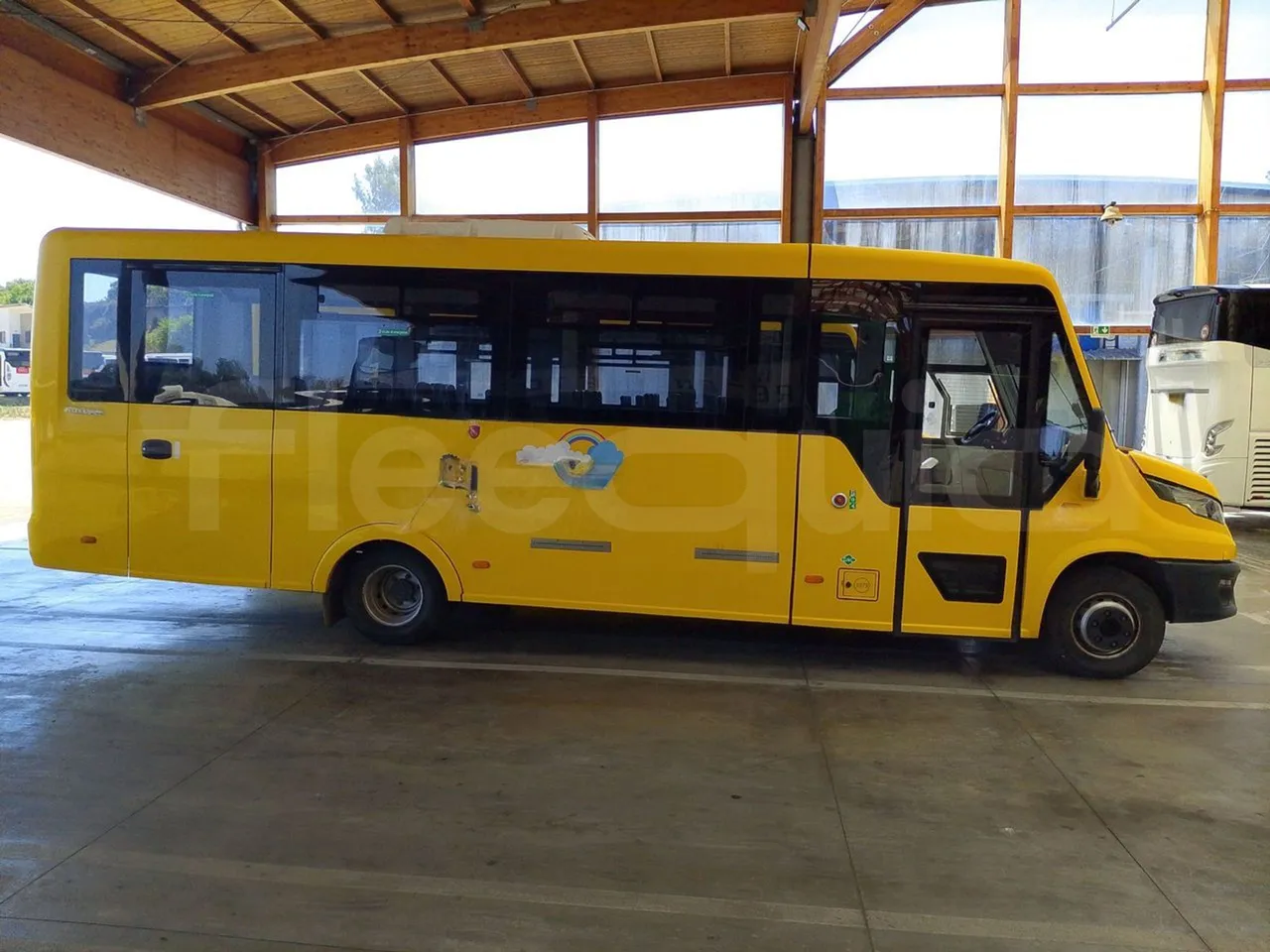 Iveco Indcar WGIVMY11 MOBI SCUOLABUS - EUR6 - 100Kw - 8,592m - left side photo