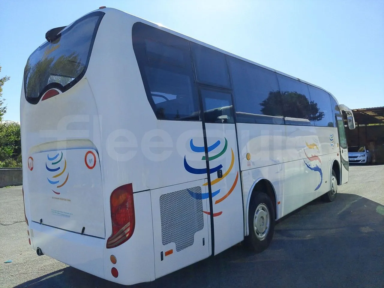 Car Ind GT-ROY ROY/ Euro 5 - 209 Kw - 9,2 Mt - 3/4 right rear doors closed