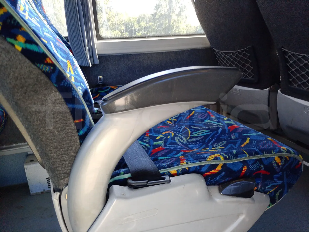 Car Ind GT-ROY ROY/ Euro 5 - 209 Kw - 9,2 Mt - armrest detail photo