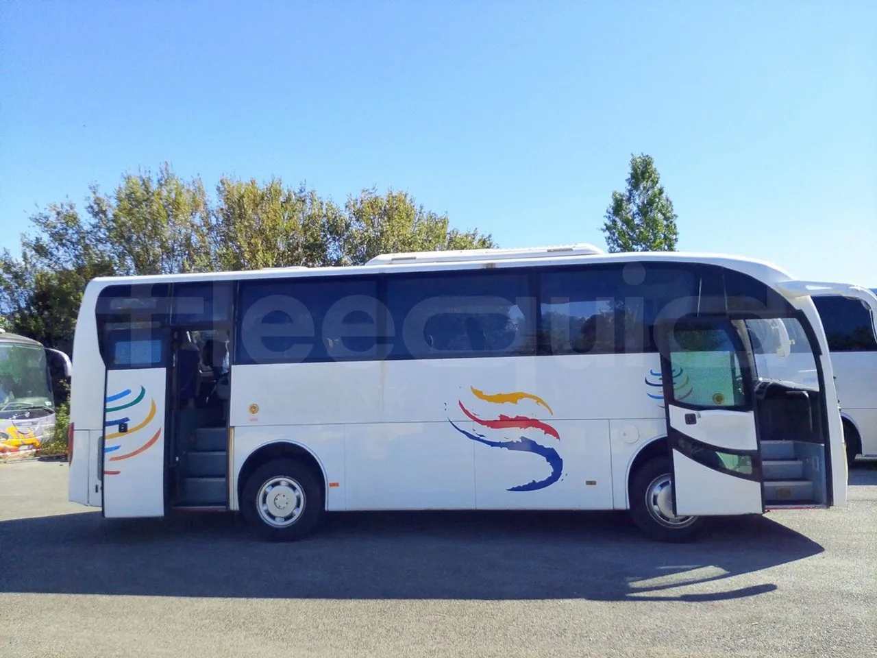 Car Ind GT-ROY ROY/ Euro 5 - 209 Kw - 9,2 Mt - right side doors open