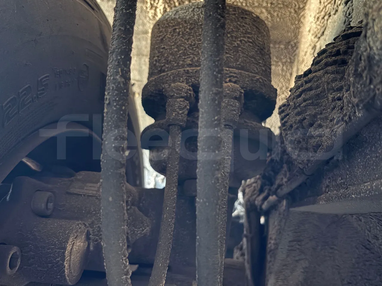 Solaris Urbino - Second Axle Caliper Brakes Left Side